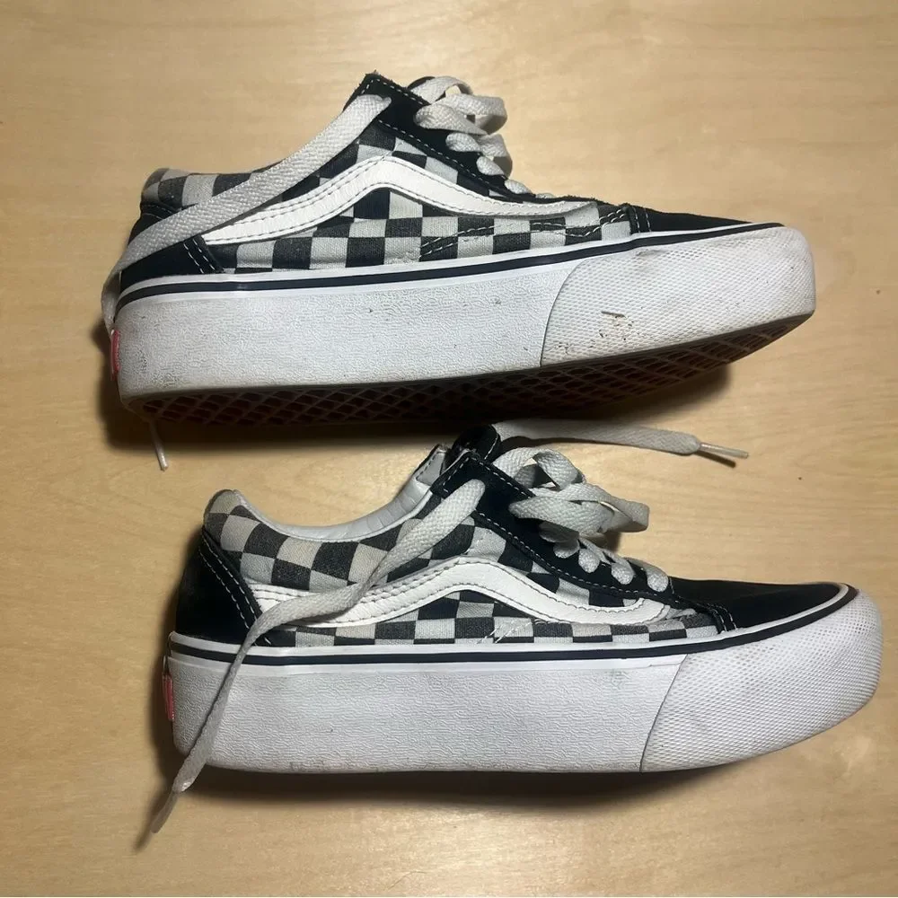Kids Black and White Checkered Vans Size 4 gently used